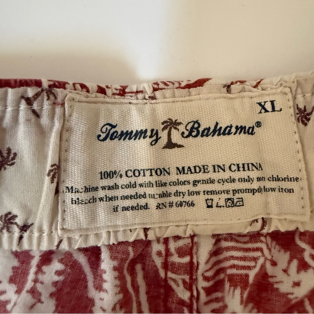 Tommy Bahama Red Aloha Print‎ Boxer Shorts XL - Picture 2 of 3